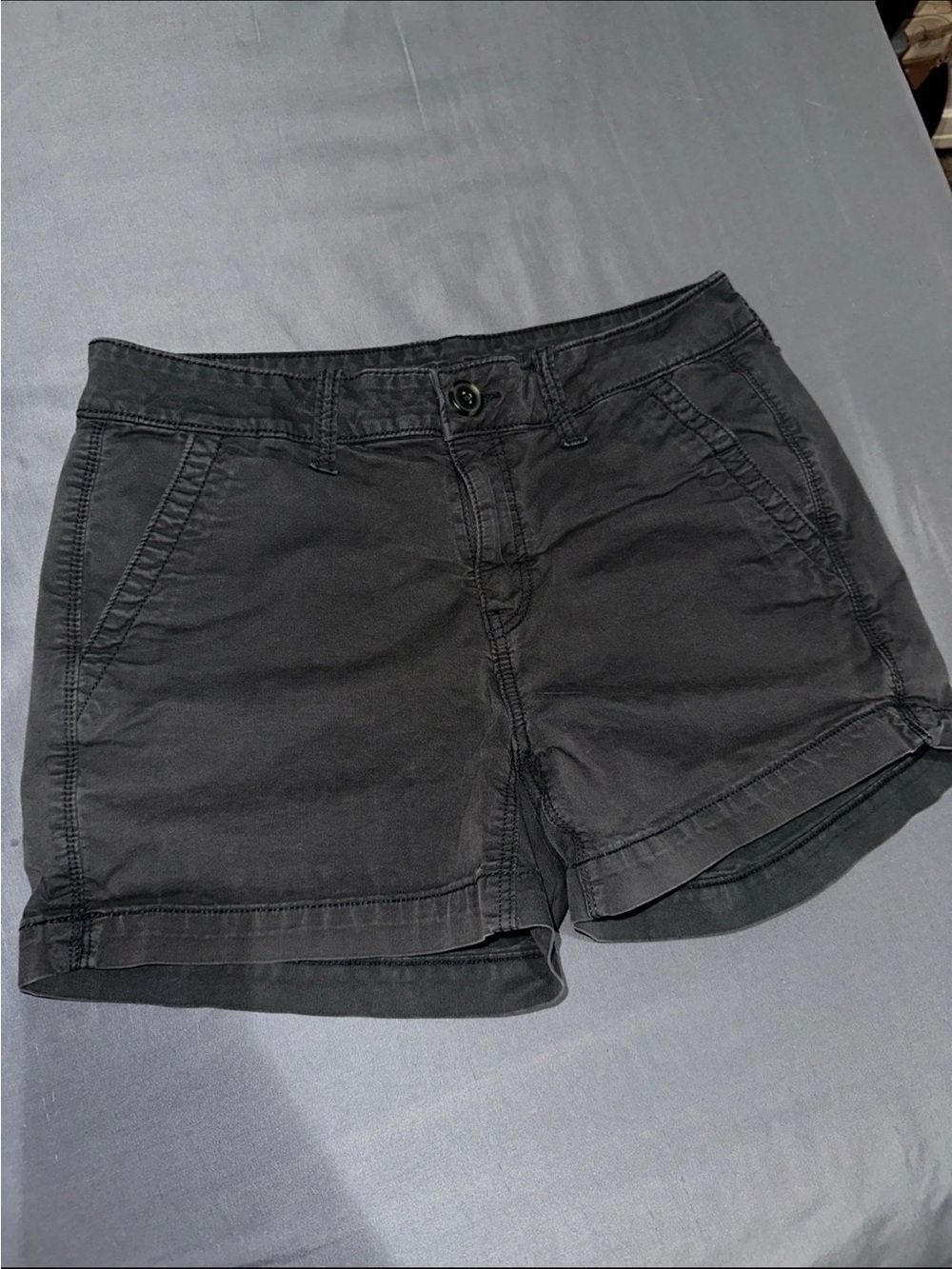 Like New American Eagle Women's Black Chino Shorts Size 4
